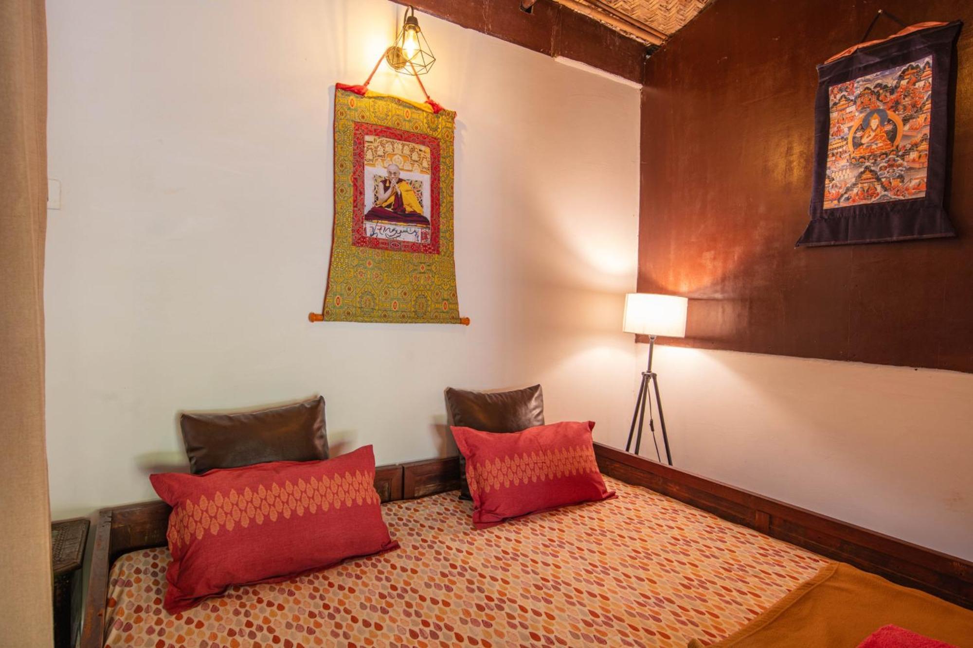 Satori Wellness Cottages I Yoga, Sauna, Ice Bath, Holistic Therapies & More 曼德姆 外观 照片